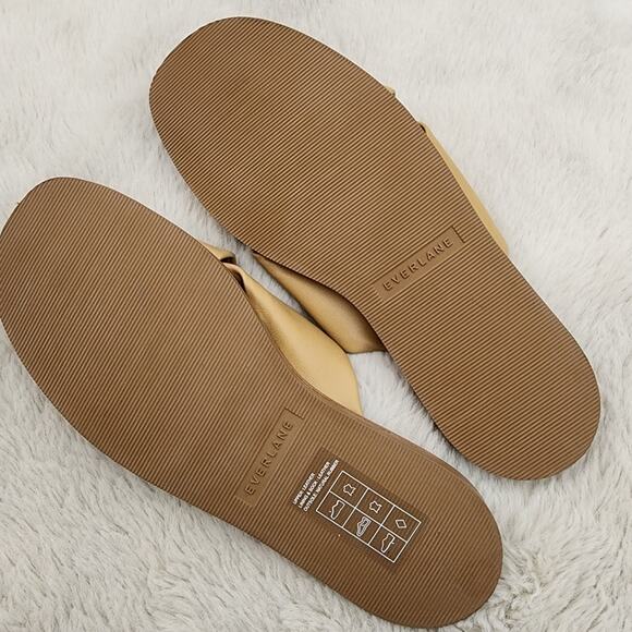 Everlane NWT Day Crossover Leather Sandal Light Taupe Crisscross Flat Women's 8 - Picture 9 of 12